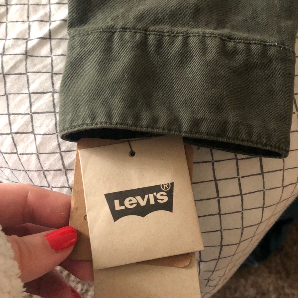 Levi jacket - Picture 3 of 8